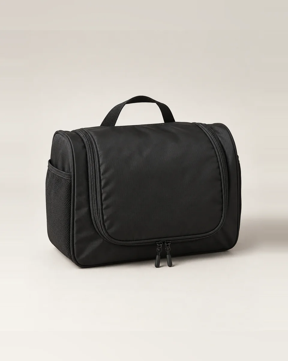Toiletry wash bag, black